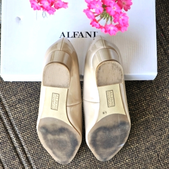 Alfani Women's Daleah Khaki Pointed Toe Classic Patent Pumps Size 8.5 Block Heel - Picture 14 of 15